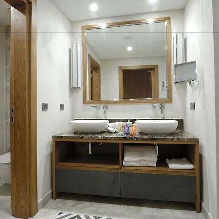 Regnum Escana Hotel